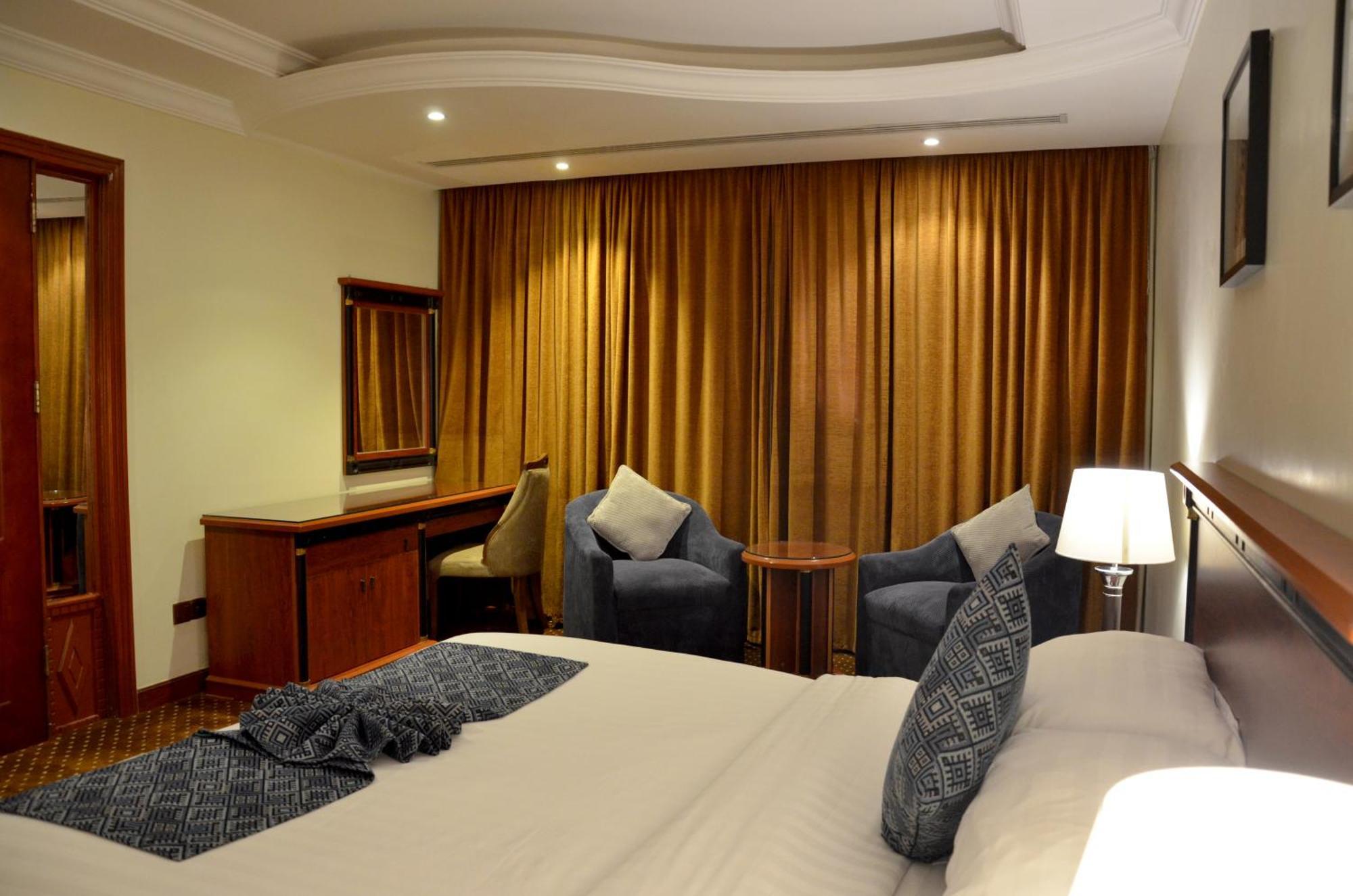 Crown Tower Hotel Jubail Екстер'єр фото